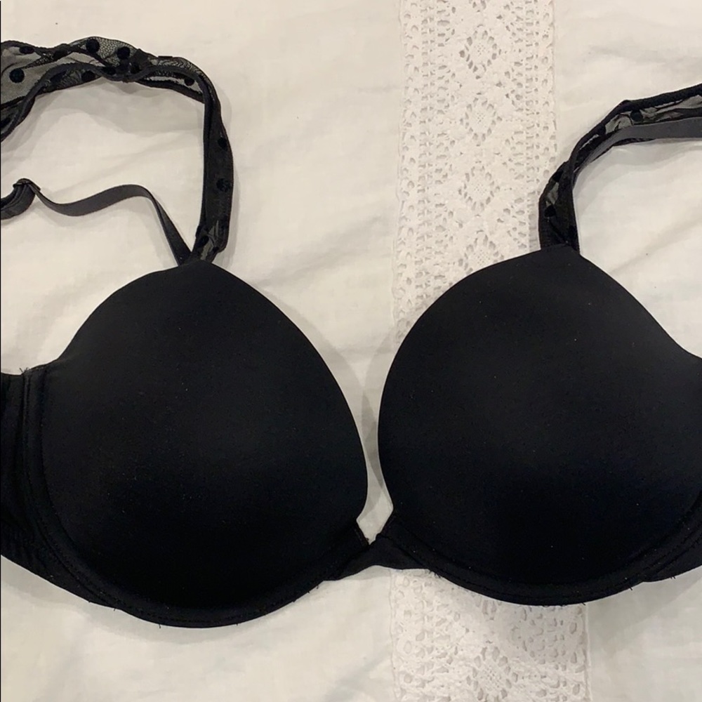 Black Victoria’s Secret Bra